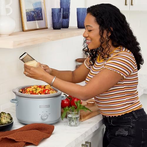 Crock-Pot 4.5 Quart Manual Slow Cooker – Macaroon Blue B17U